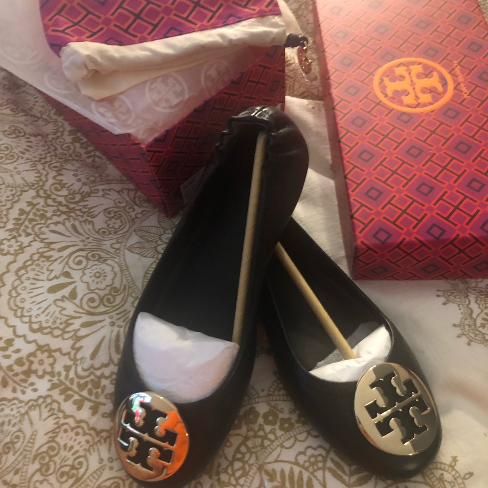 SOLD Brand new Tory Burch flats